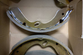 8941547730 Brake Shoe Set 320 x 75 mm, Nissan Cabstar Kitas Autodalys