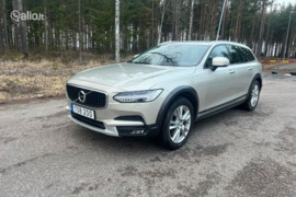 Volvo V90 Cross Country