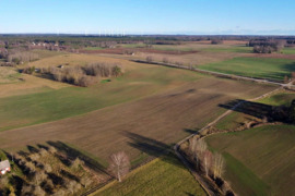 Parduodama autentiška prižiūrėta sodyba su dideliu žemės sklypu Juodonių k., Rokiškio r.