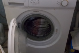 Parduodama skalbimo masina