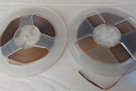 Juostinio magnetofono ritiniai. Kaina 4 eur už abu.