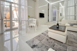 2 kamb. butas Vilnius, Senamiestis, Gedimino pr.