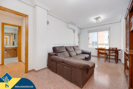 Apartamentas su terasa, Alicante provincijoje, Torrevieja mieste, Playa del Cura rajone. 5 kambariai