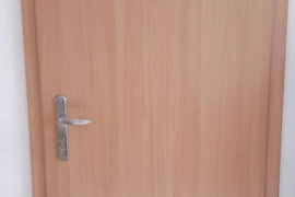 Parduodamos vidaus durys