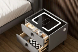 Miegamojo spintelės, baro kėdės, žurnalinis staliukas