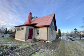 Parduodamas gyvenamasis namas su ūkiniais pastatais