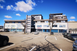 Išnuomojamos patalpos su vandens ir kanalizacijos įvadu.