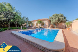 Vila su privačiu baseinu, Alicante provincijoje, Torrevieja mieste, Los Balcones rajone. 4 kambariai