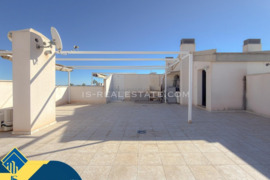 Bungalas su bendru baseinu, Alicante provincijoje, Torrevieja mieste, Playa de los Locos. 3 kambaria