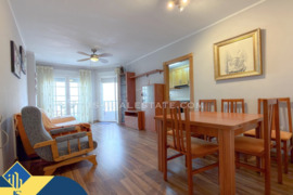 Renovuotas apartamentas su terasa, Alicante provincijoje, Torrevieja mieste, Playa del Cura rajone. 