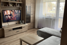 1 kamb. butas Molėtų r. sav., Molėtai, Liepų g.