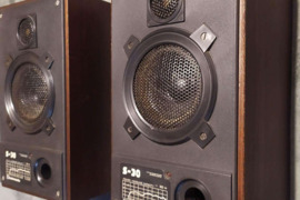 Kolonėlės Radiotechnika S-30.  Kolonėlės, garsiakalbiai