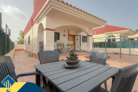 Namas su bendru baseinu, Alicante provincijoje, Torrevieja mieste, La Mata rajone. 3 kambariai | 79 