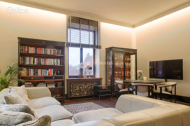 4 kamb. butas Vilnius, Senamiestis, Didžioji g.