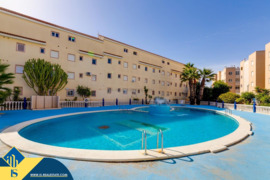 Apartamentas su bendru baseinu, Alicante provincijoje, Torrevieja mieste, El Chaparral rajone. 4 kam