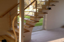 Laiptai, tvorelės, terasos, vartai.