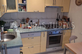 Parduodamas tvarkingas 2 kambarių butas su holu Klaipėdoje, Kuncų g., 65 kv.m., 5/3a.