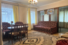 Namas su sklypu Ukmergės senamiestyje