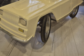 Pedalais minama Moskvich mašimėlė