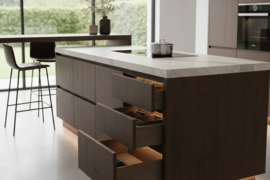 Baldų , durų, langų montavimas ir remontas