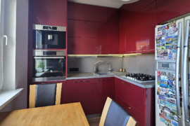 Parduodamas erdvus ir šviesus 4 kambarių butas su holu Brožynų g., Klaipėdoje