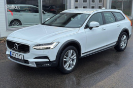 Volvo V90 Cross Country