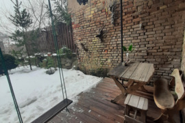 Isnuomoju 2ju kambariu buta uzupyje. BE TARPININKU.Isskirtine vieta,iskart prie upes Vilnele. Teraso