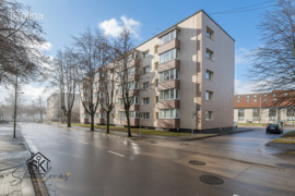 1 kamb. butas Šilutės r. sav., Šilutė, Taikos g.