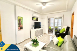 Apartamentas su terasa, Alicante provincijoje, Torrevieja mieste. 3 kambariai | 74 m² | 750 metrų ik