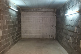 Išnuomojamas garažas Kaune, Šilainiuose, Kuršių g. ilgalaikei nuomai