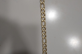 Parduodu grandinėle ant rankos