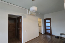 Parduodamas erdvus ir šviesus 4 kambarių butas su holu Brožynų g., Klaipėdoje