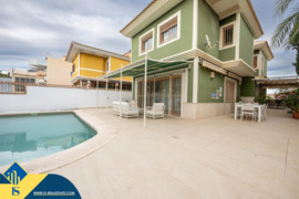 Vila su privačiu baseinu, Alicante provincijoje, Alicante mieste. 6 kambariai | 419 m² | 2 kilometra