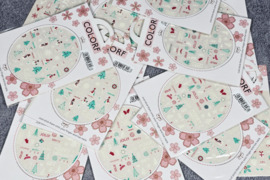 Kalėdiniai lipdukai nagams šviečiantys tamsoje