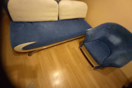 Dovanoju baldus: sekciją, sofą-lovą, fotelius