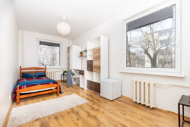 Vilniaus centre (!), Vytenio g. (priešais TELIA pagrindinę būstinę), nuomojamas didelis kambarys su 