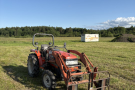 Kubota GL261, Traktoriai