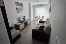 Renovuotas apartamentas su terasa, Alicante provincijoje, Torrevieja mieste. 2 kambariai | 60 m² | 2