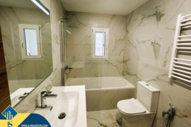 Renovuotas apartamentas su terasa, Alicante provincijoje, Alicante mieste. 4 kambariai | 75 m² | 3 k