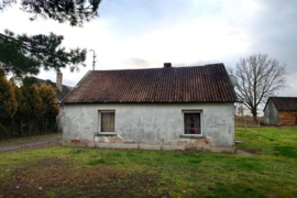 Parduodamas labai pigiai gyvenamasis namas