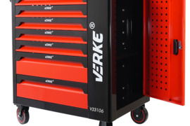 7 stalčių spintelė su įrankiais