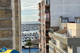 Apartamentas su terasa, Alicante provincijoje, Torrevieja mieste, Playa del Cura rajone. 4 kambariai
