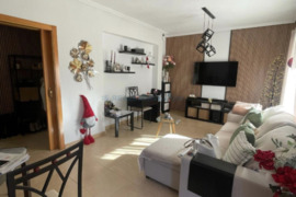 Renovuotas apartamentas su terasa, Alicante provincijoje, Torrevieja mieste, La Mata rajone. 4 kamba