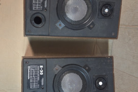 Kolonėlės Radiotechnika S-30.  Kolonėlės, garsiakalbiai