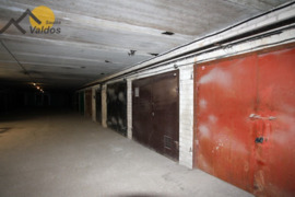 Mūrinis požeminis sausas garažas su duobe Rygos gatvėje.