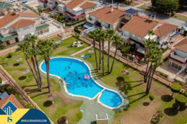 Penthouse apartamentas su bendru baseinu, Alicante provincijoje, Orihuela Costa mieste. 2 kambariai 