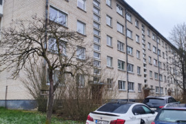 3-jų kambarių butas šalia Radviliškio