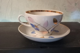 Vintazinis puodukas su lekste