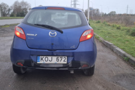 Mazda 2