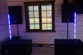 Labai galingas garso komplektas